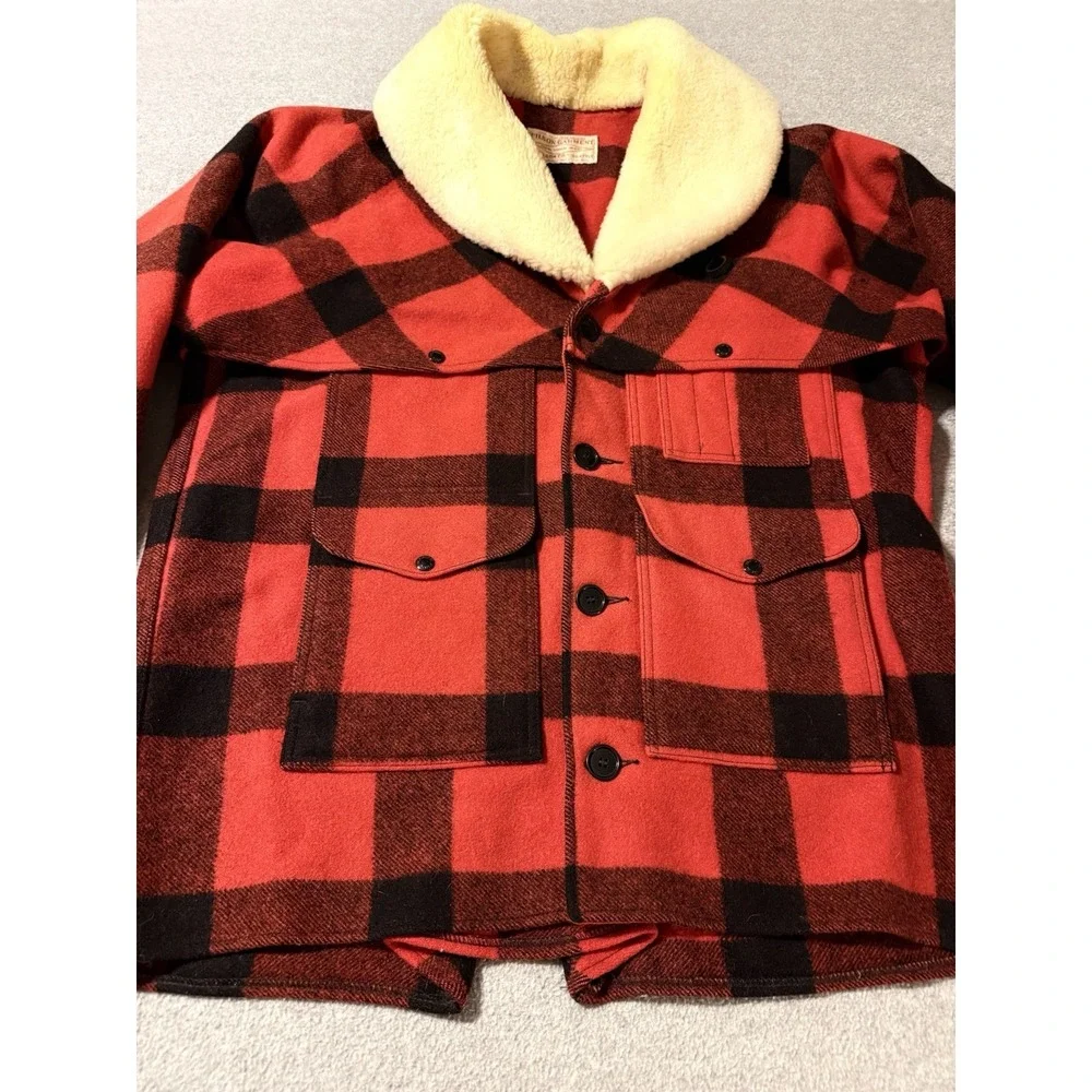 VTG CC Filson Mackinaw Wool Packer Coat Men's 48 Red Buffalo Plaid Shearling USA - Picture 5 of 16
